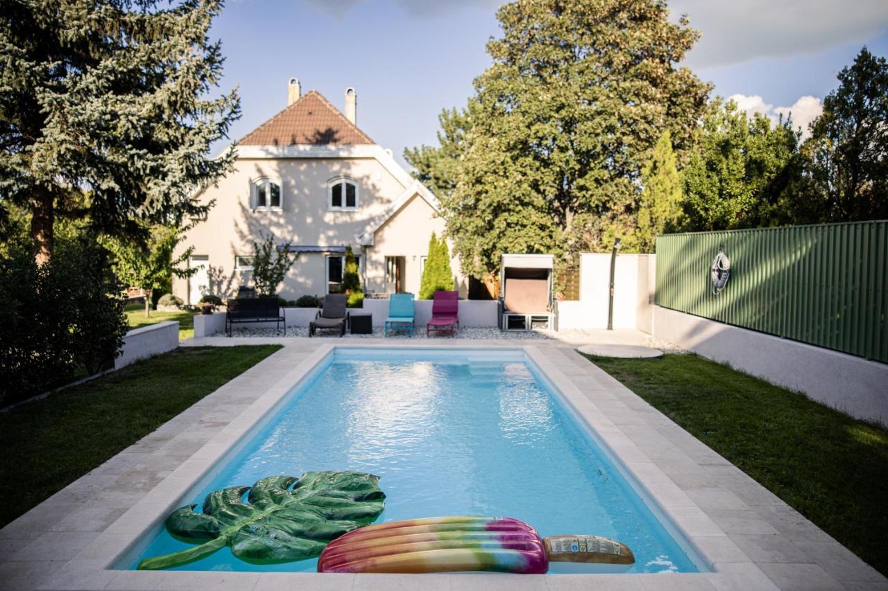 Manor Apartments, Чопак Экстерьер фото