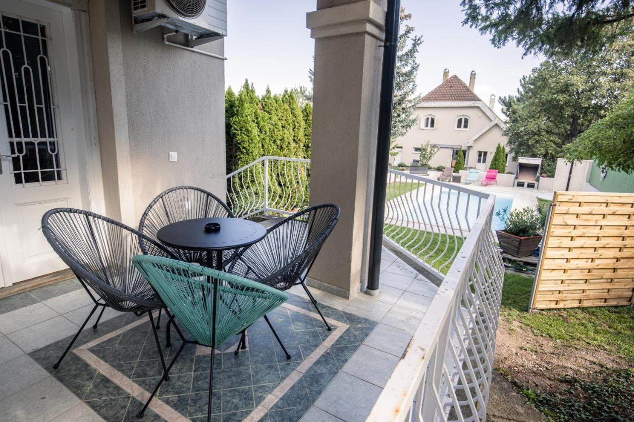 Manor Apartments, Чопак Экстерьер фото